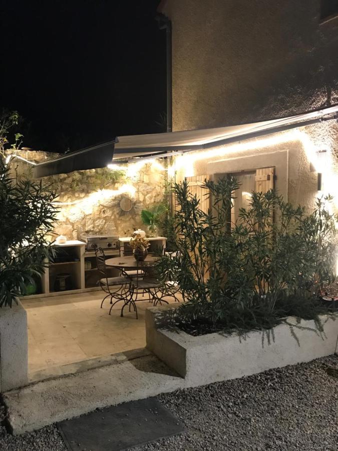 ファイエンスLe Cocon De Provenceアパートメント エクステリア 写真